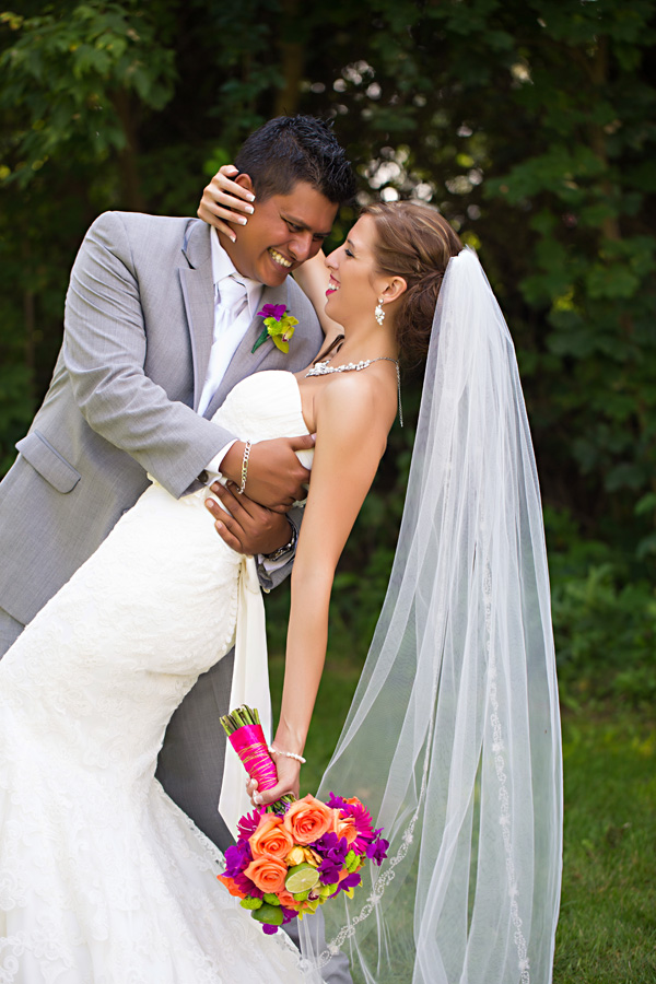 colorful-fiesta-inspired-wedding