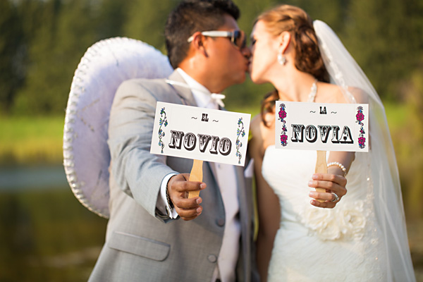 colorful-fiesta-inspired-wedding