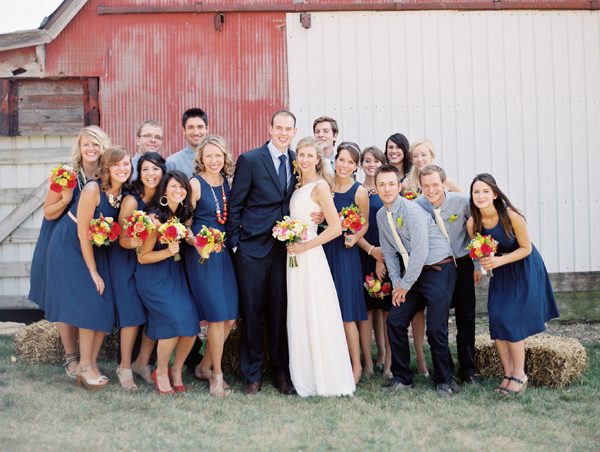 fall-barn-wedding-at-settlement-hill