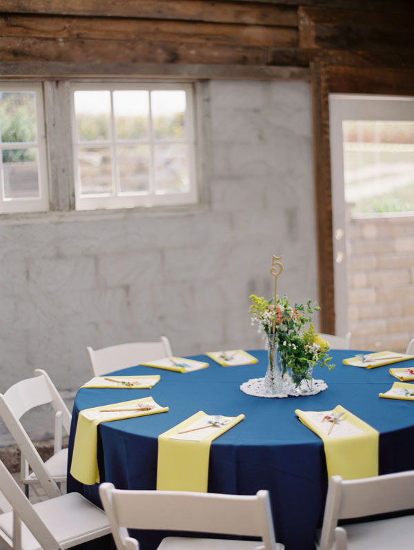 fall-barn-wedding-at-settlement-hill