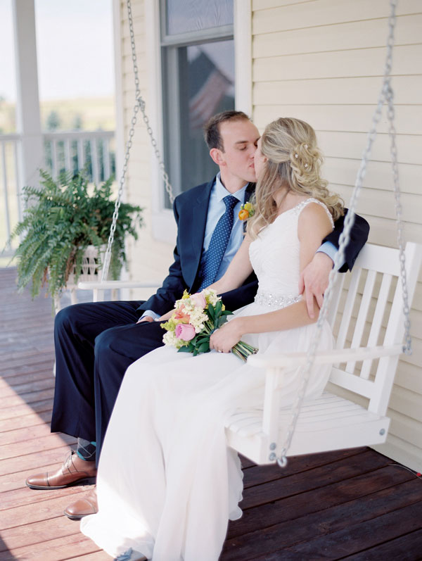 fall-barn-wedding-at-settlement-hill