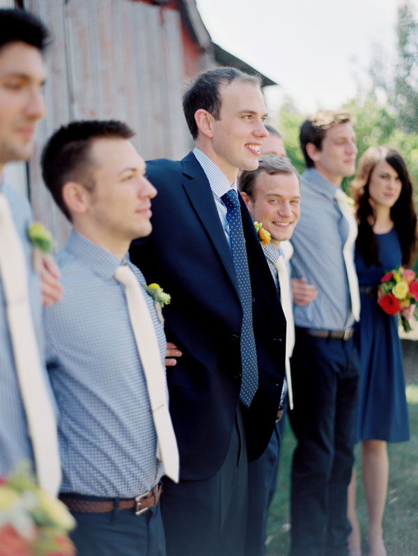 fall-barn-wedding-at-settlement-hill