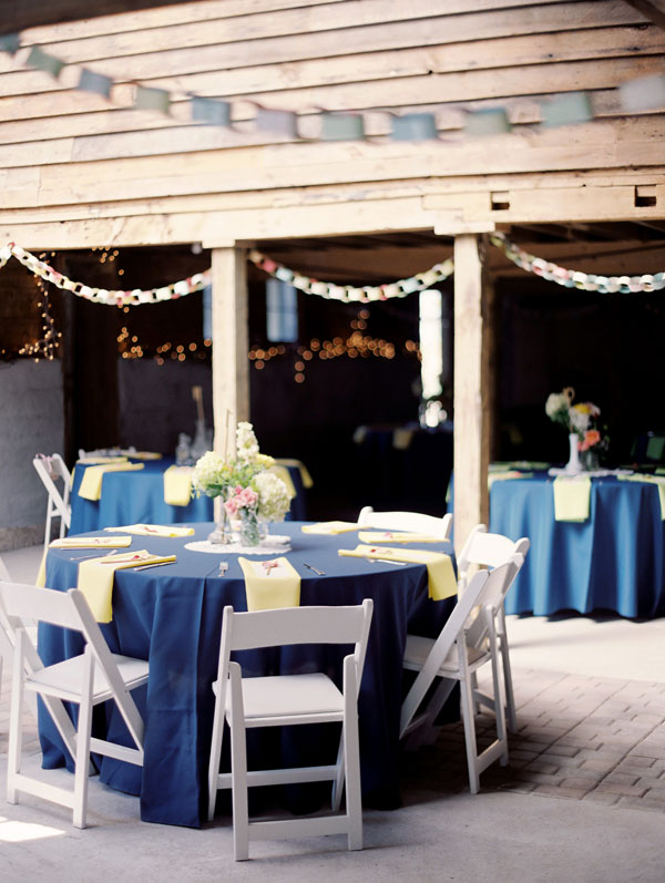 fall-barn-wedding-at-settlement-hill