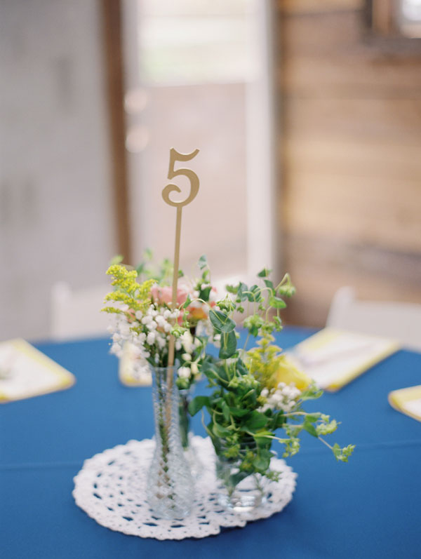 fall-barn-wedding-at-settlement-hill
