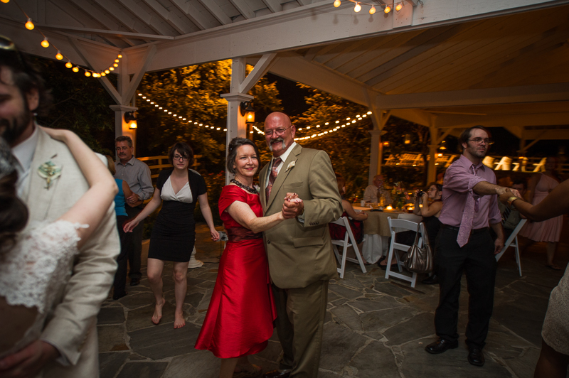historic-cedarwood-wedding-in