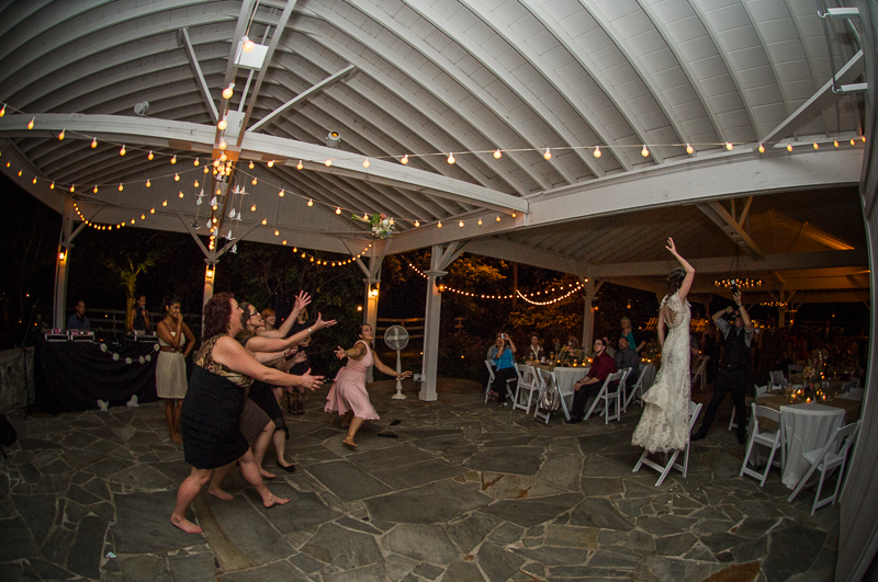 historic-cedarwood-wedding-in