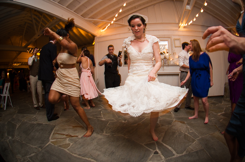 historic-cedarwood-wedding-in