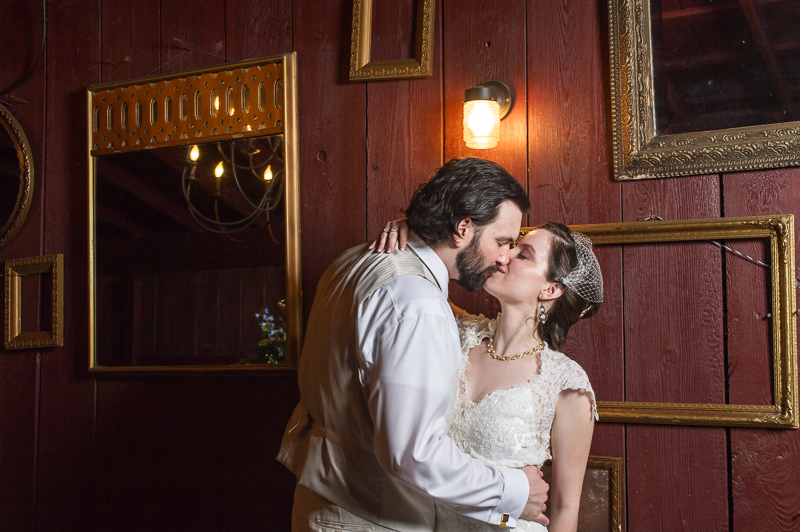 historic-cedarwood-wedding-in
