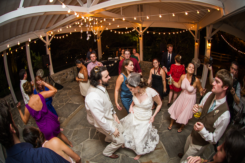 historic-cedarwood-wedding-in