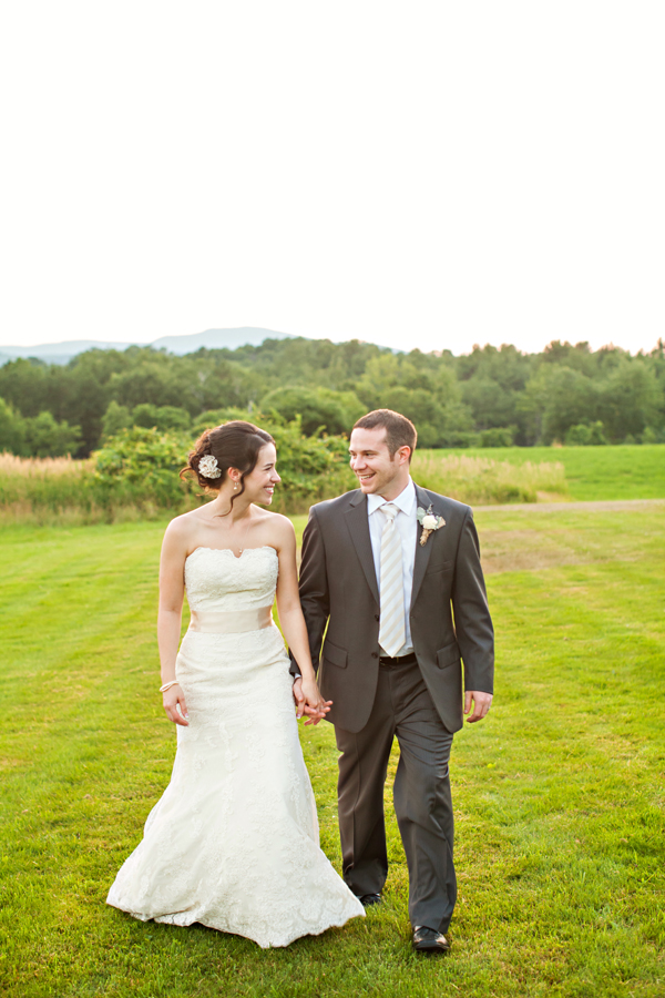 new-hampshire-wedding-at-curtis-farm