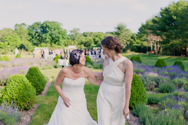 new-york-red-and-blue-wedding-ideas