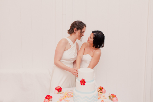 new-york-red-and-blue-wedding-ideas