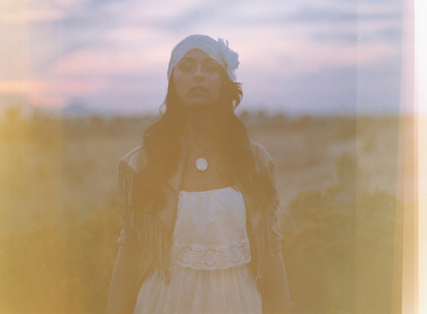 tips-on-styling-a-bohemian-gypsy-bride