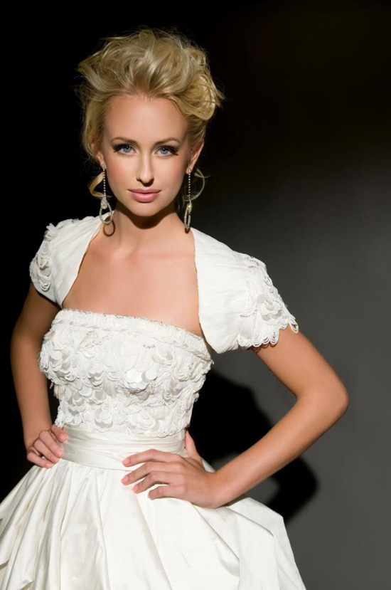 Beautiful bride in elegant wedding gown