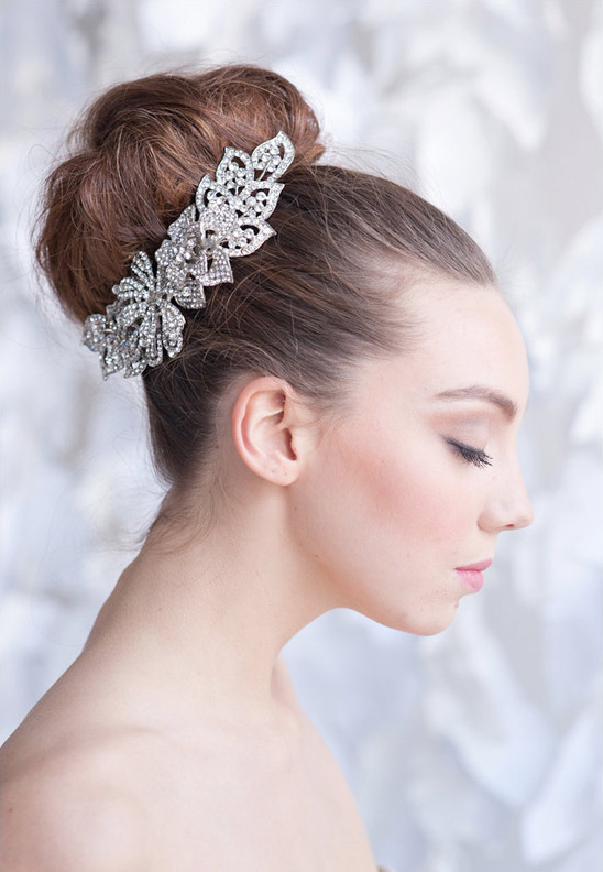 Elegant rhinestone hair comb for bridal updo