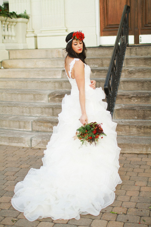 elegant-valentine-s-inspired-bride-and