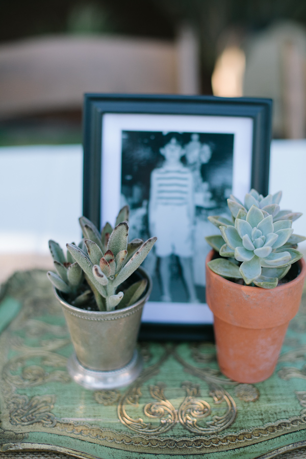 fruit-stand-backyard-wedding-reception