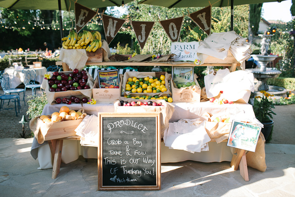 fruit-stand-backyard-wedding-reception