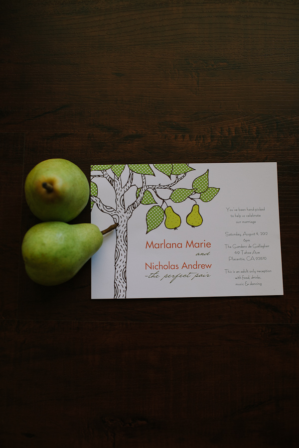 fruit-stand-backyard-wedding-reception