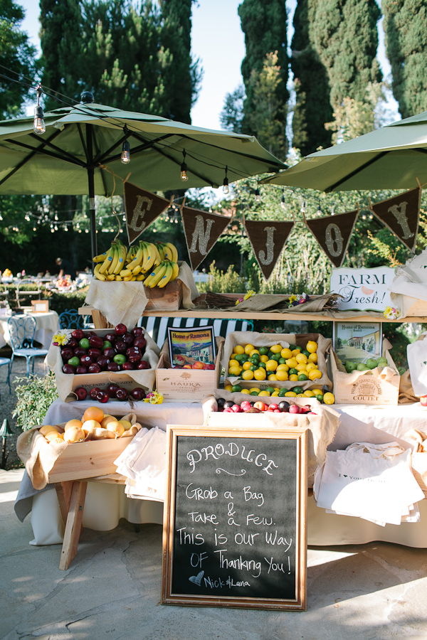 fruit-stand-backyard-wedding-reception