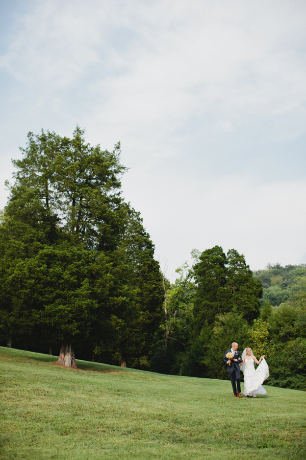 j.crew-americana-picnic-inspired-wedding