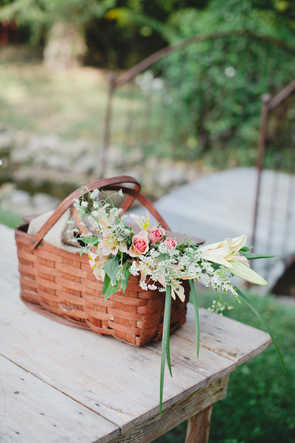 j.crew-americana-picnic-inspired-wedding