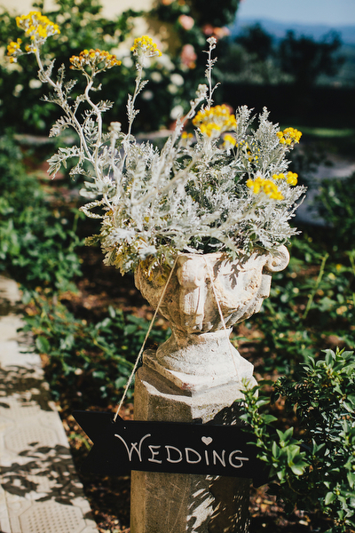 tuscany-vineyard-wedding-at-villa