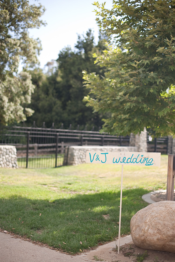vintage-country-fair-wedding