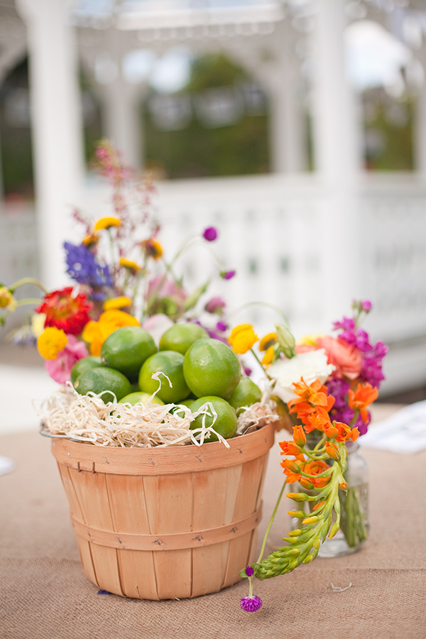 vintage-country-fair-wedding