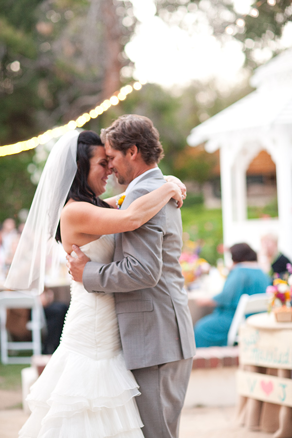 vintage-country-fair-wedding