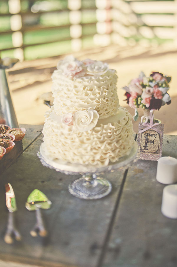 west-virginia-rustic-barn-wedding