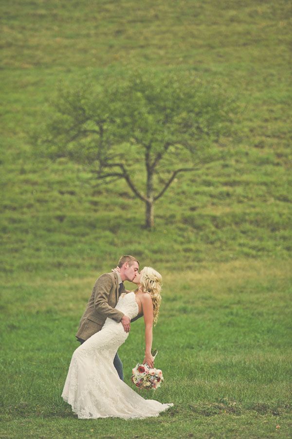 west-virginia-rustic-barn-wedding