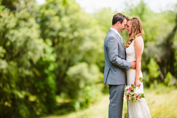 enchanting-backyard-teepee-wedding