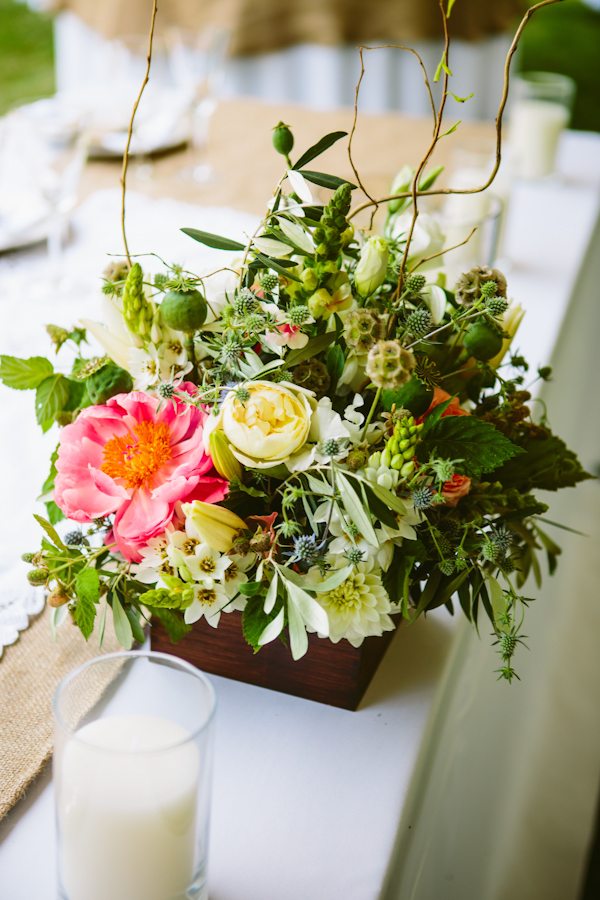 enchanting-backyard-teepee-wedding