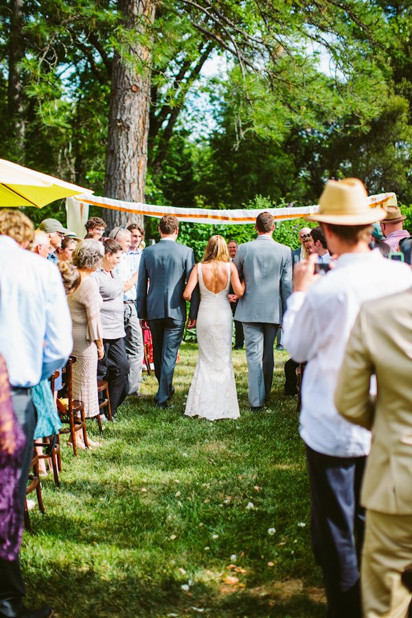enchanting-backyard-teepee-wedding