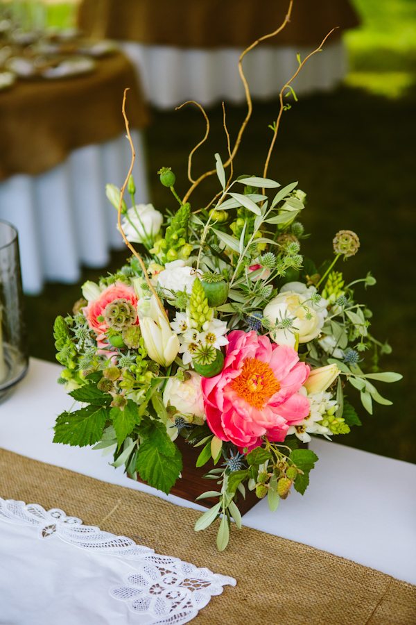 enchanting-backyard-teepee-wedding