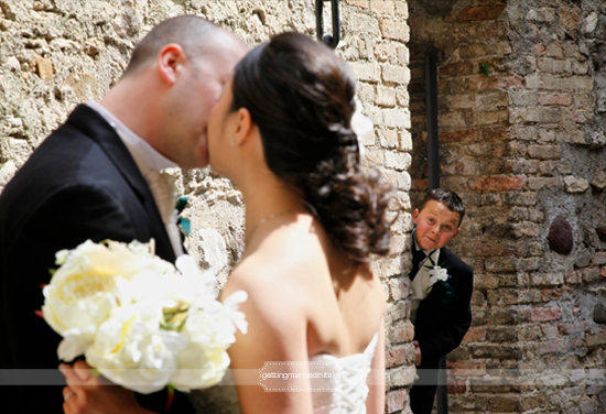 Farmhouse wedding on Lake Garda, Italy by gettingmarriedinitaly.com