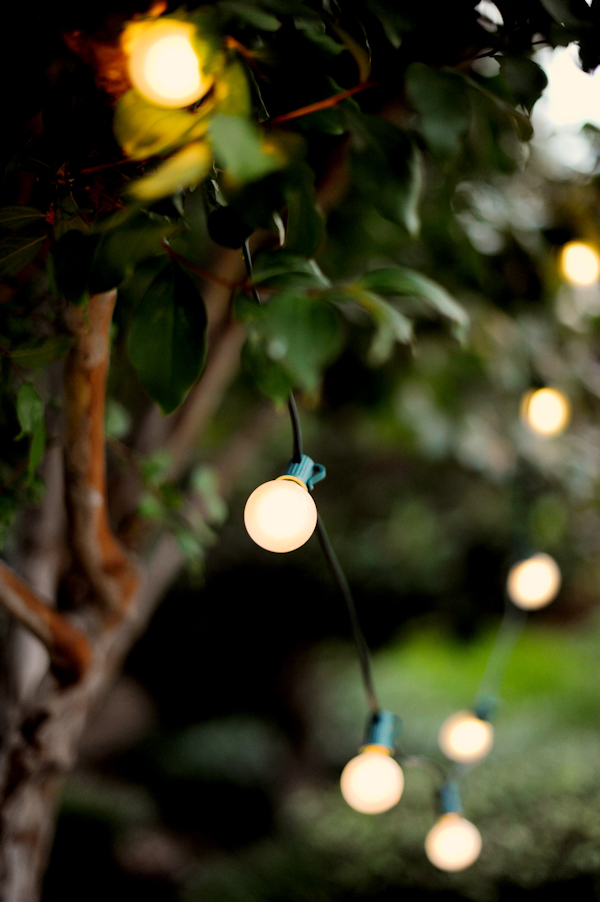 fun-filled-yellow-and-gray-wedding
