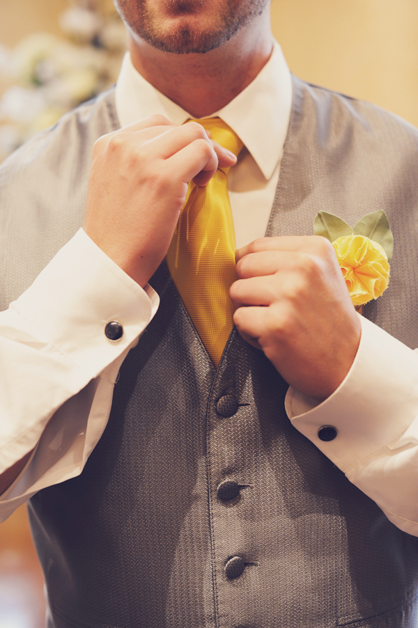 fun-filled-yellow-and-gray-wedding