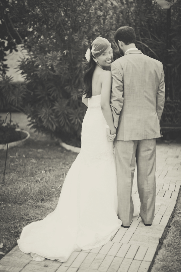 fun-filled-yellow-and-gray-wedding