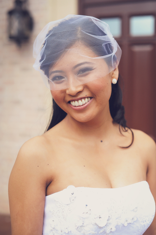 fun-filled-yellow-and-gray-wedding