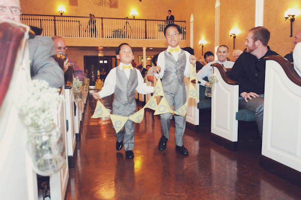 fun-filled-yellow-and-gray-wedding