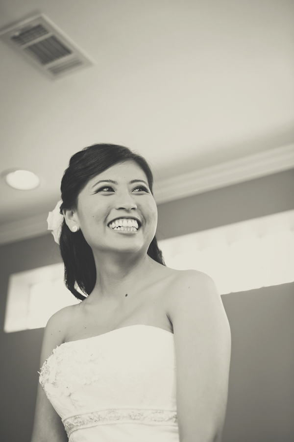 fun-filled-yellow-and-gray-wedding