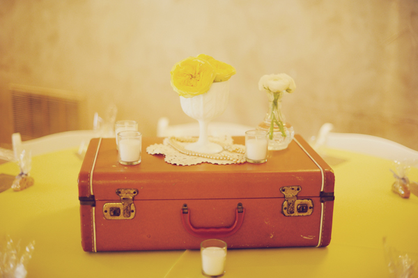 fun-filled-yellow-and-gray-wedding