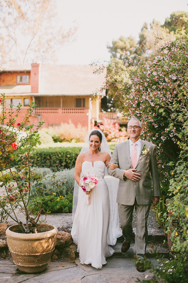 pink-and-peach-pinwheel-wedding