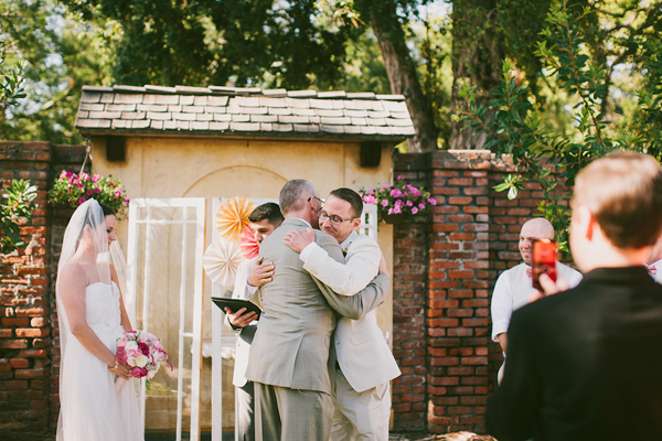 pink-and-peach-pinwheel-wedding