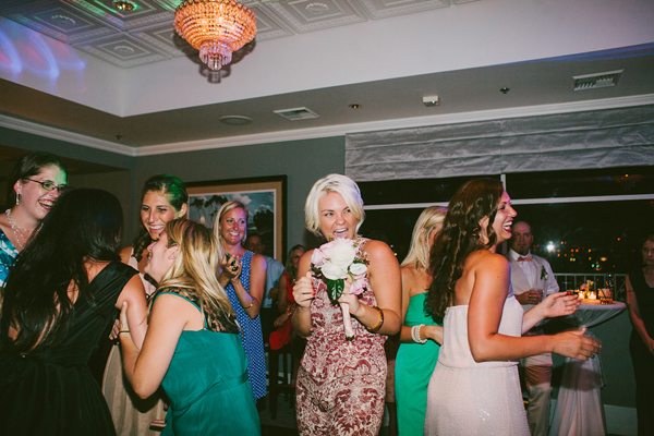 pink-and-peach-pinwheel-wedding