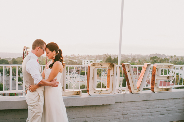 pink-and-peach-pinwheel-wedding