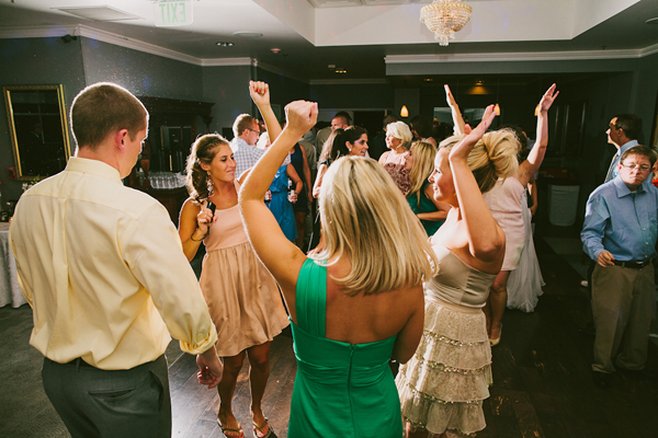 pink-and-peach-pinwheel-wedding