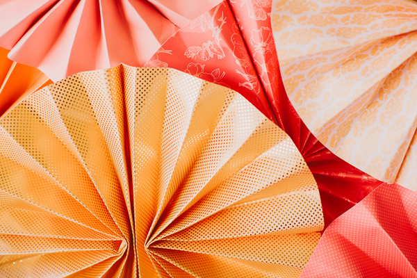 pink-and-peach-pinwheel-wedding